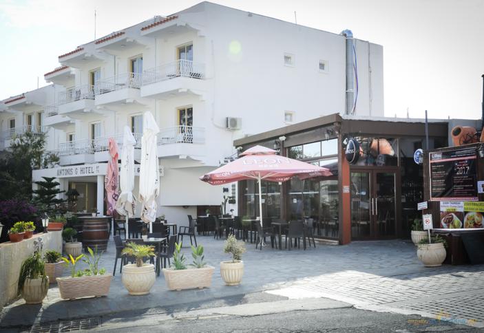 Antonis G Hotel