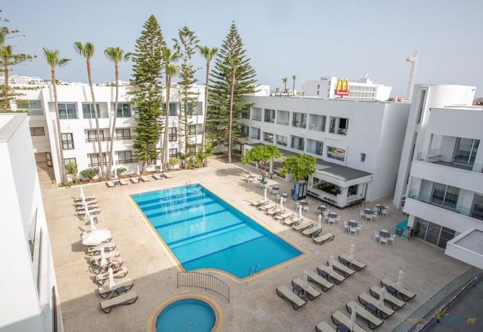 Anthea Hotel Apts