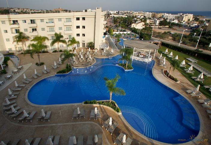 Sunrise Oasis Hotel