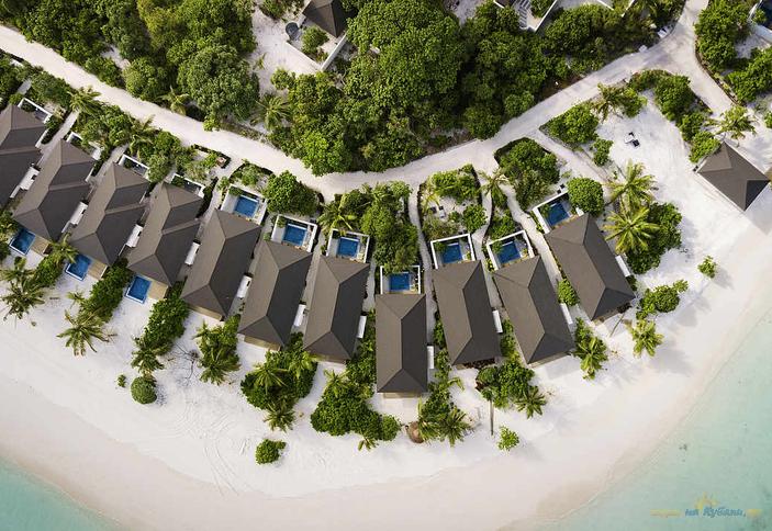 Beach Bungalow with Pool