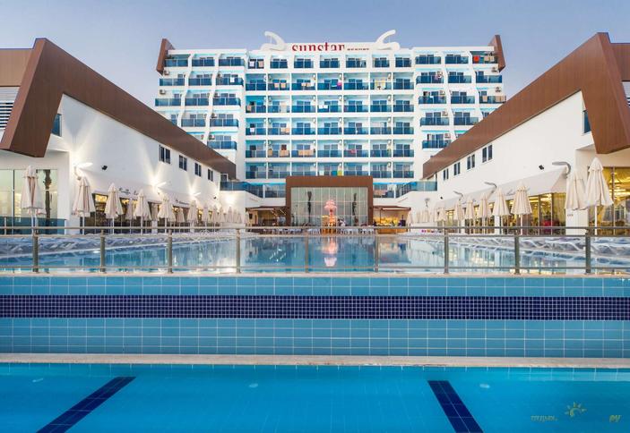 Sunstar Resort Hotel