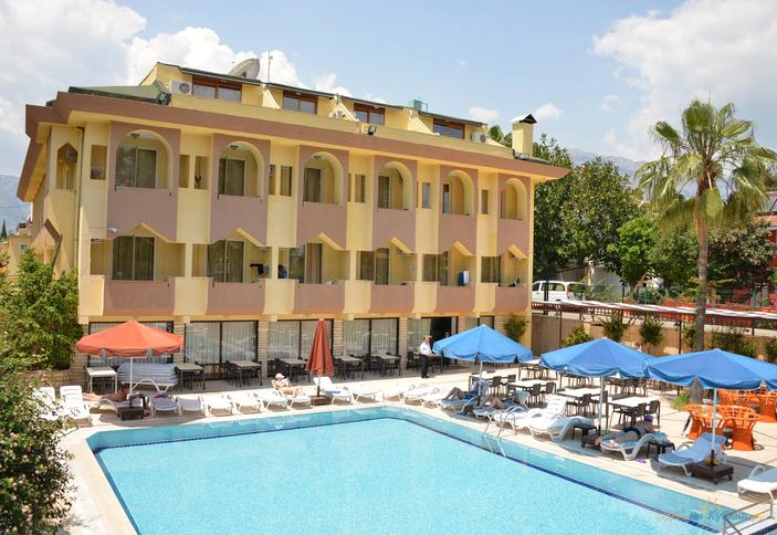 Fame Hotel
