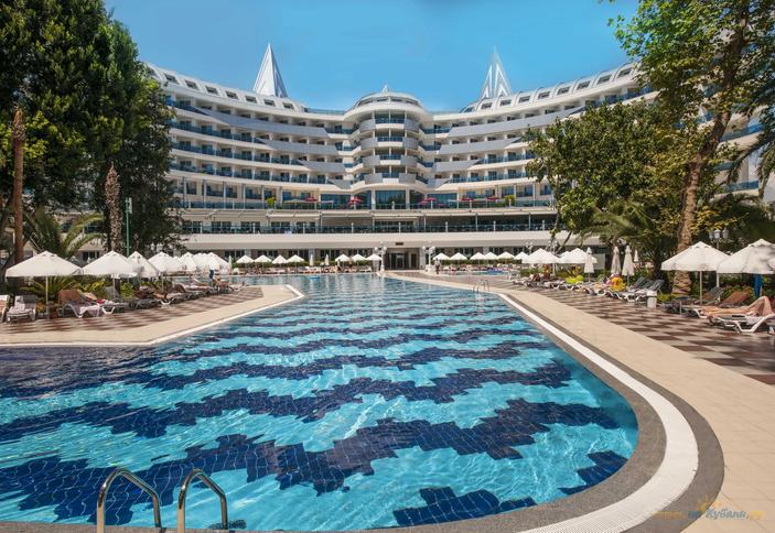 Delphin Botanik Platinum Hotel