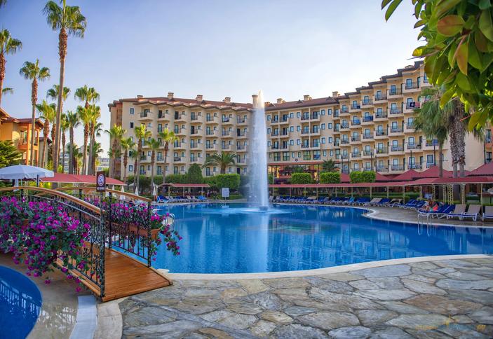 Miramare Queen Hotel