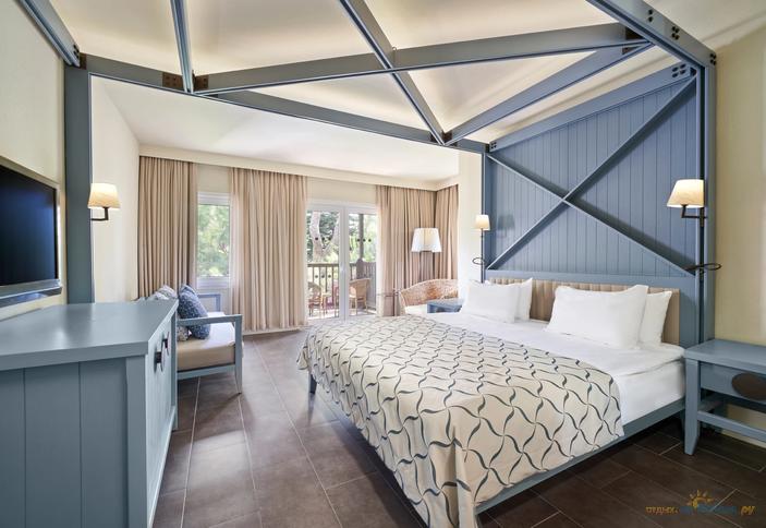 Bungalow Room