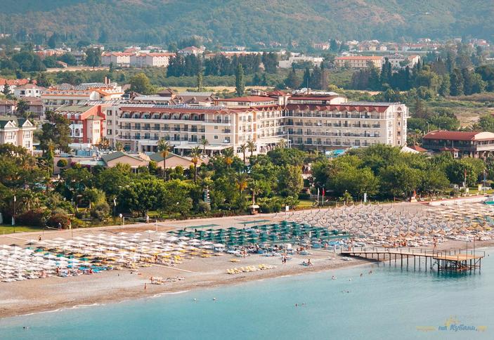 Loceanica Beach Resort