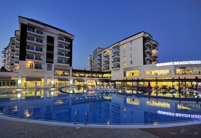 Cenger Beach Resort