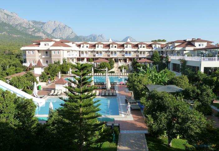 Garden Resort Bergamot