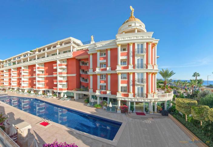Antique Roman Palace Museum Hotel