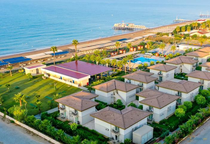 Crystal Boutique Beach Resort