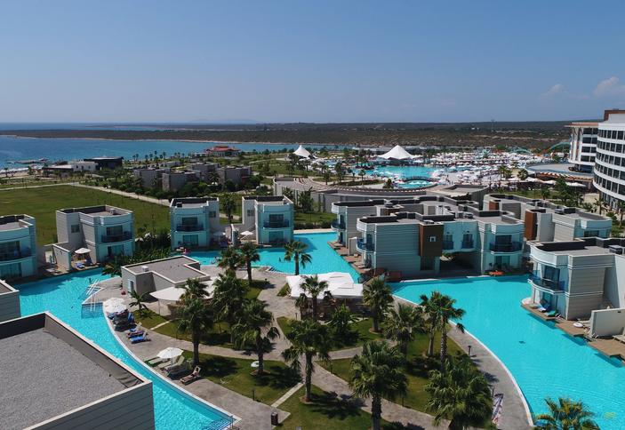 Aquasis De Luxe Resort & Spa