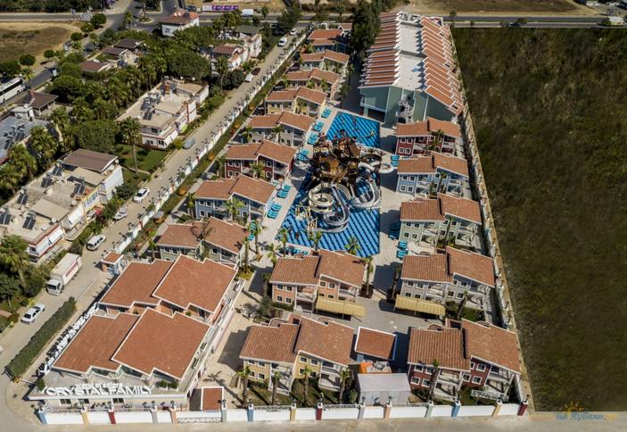 Crystal Club World of Colours Resort & SPA