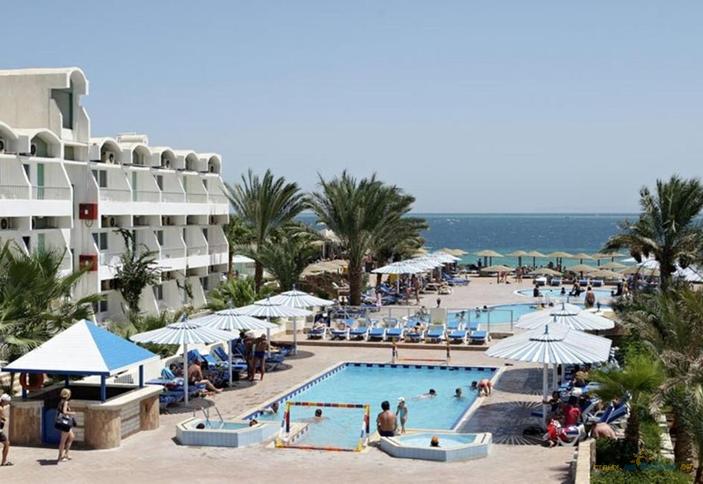 Triton Empire Beach Resort