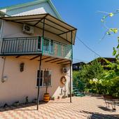 фото Частное домовладение У двух сестер, Голубицкая (Темрюкский Район)