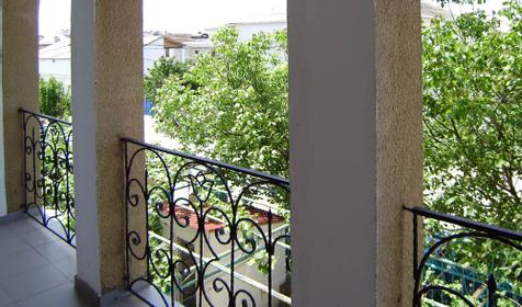 На балконе гостевого дома на Восточной, г. Анапа, п. Витязево