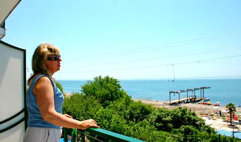 Вид на море с балкона Отель Лаванда, г. Сочи, п. Лазаревское