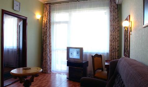 Двухкомнатный люкс с видом на горы. Частная гостиница Алвис, Крым, г. Алушта