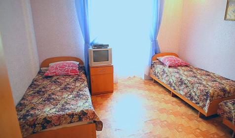 Трехместный стандарт. Мини-отель Фрегат, Крым, с. Поповка