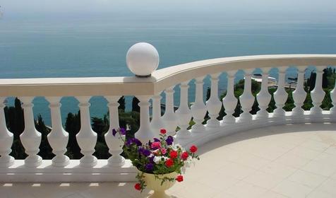 Студия люкс. Отель Ренессанс, Крым, г. Алушта