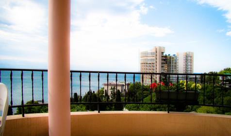 Двухкомнатный люкс. Отель Ренессанс, п-ов Крым, г. Алушта