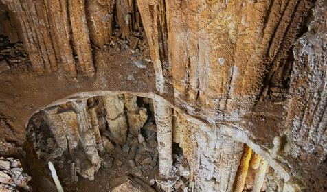 Пещера Эмине-Баир-Хосар, массив Чатыр-Даг, Симферопольский район, Крым