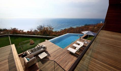 Mriya Resort & Spa