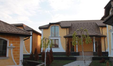 Leo Palace