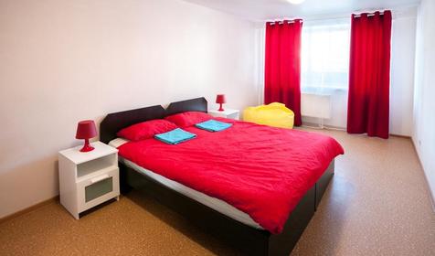 Like Hostel