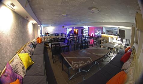 Best Days Hostel & Club