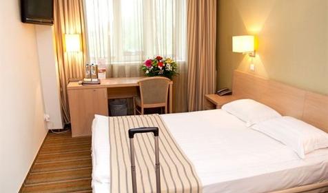 SKYPORT Hotel
