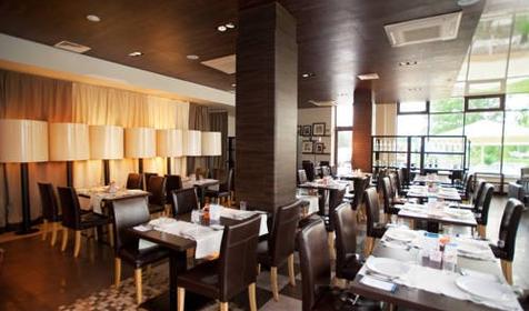 SKYPORT Hotel