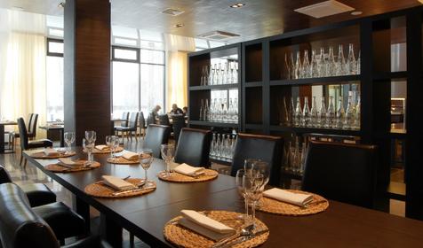 SKYPORT Hotel