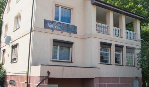 Hostel Papa House