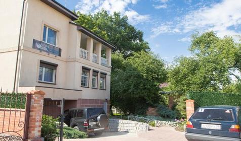 Hostel Papa House