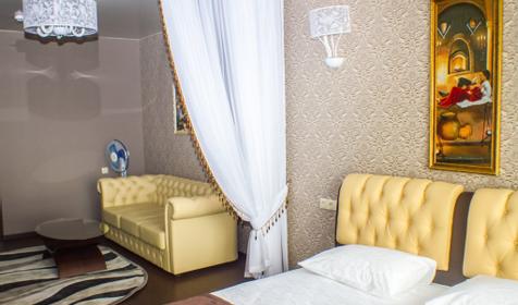 Royal Hotel