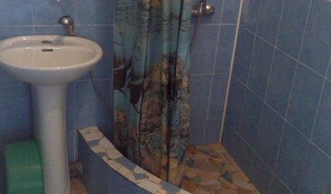 Трехкомнатный стандарт (2 этаж). Гостевой дом Алмаз и К, г. Алушта