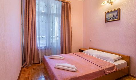 Happy Hotel, Ялта