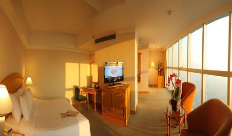 Junior suite space zone