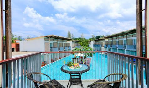 Deluxe pool view