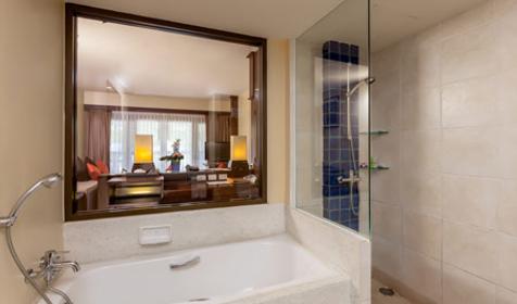 Deluxe pool access