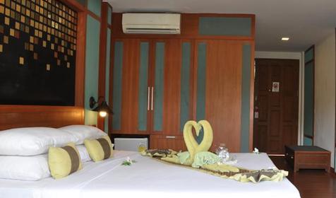Superior Bungalow. Отель PP Erawan Palms Resort, острова Пхи Пхи, Таиланд