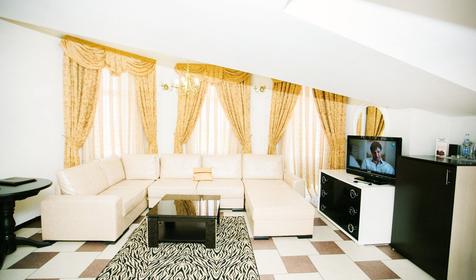 Люкс junior suite DBL (M)-мансарда