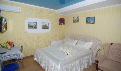 Трехместный