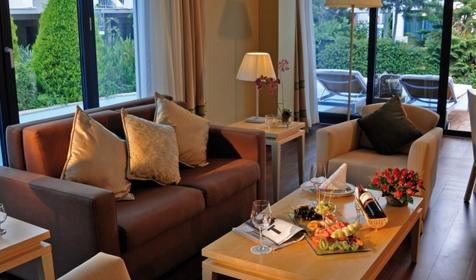 Love Lake Suite