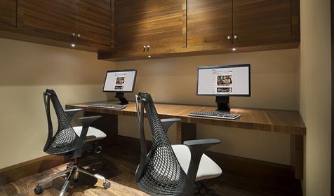 Отель Hilton Garden Inn Dubai Al Muraqabat, Дубай, ОАЭ