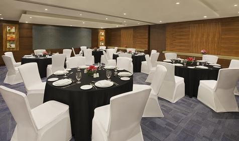 DoubleTree by Hilton Hotel & Residences Dubai Al Barsha, Дубай, ОАЭ