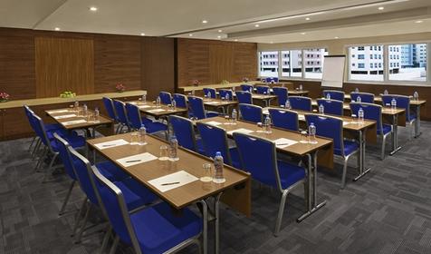 DoubleTree by Hilton Hotel & Residences Dubai Al Barsha, Дубай, ОАЭ
