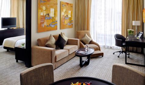 Отель Movenpick Hotel Jumeirah Lakes Towers, ОАЭ, Дубай