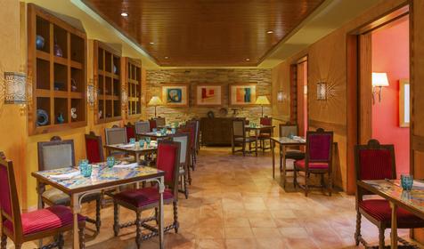 Sheraton Abu Dhabi Hotel & Resort, Абу-Даби, ОАЭ