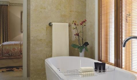 Ritz-Carlton Abu Dhabi, Абу-Даби
